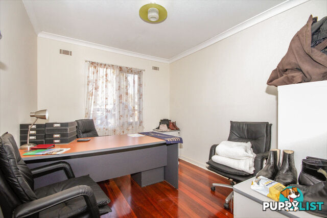 10 Dinsdale Street York WA 6302