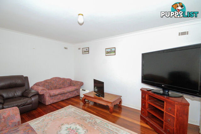 10 Dinsdale Street York WA 6302