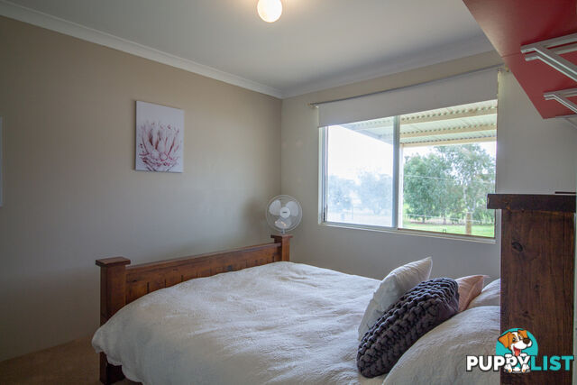 13 Walkey Close Bejoording WA 6566