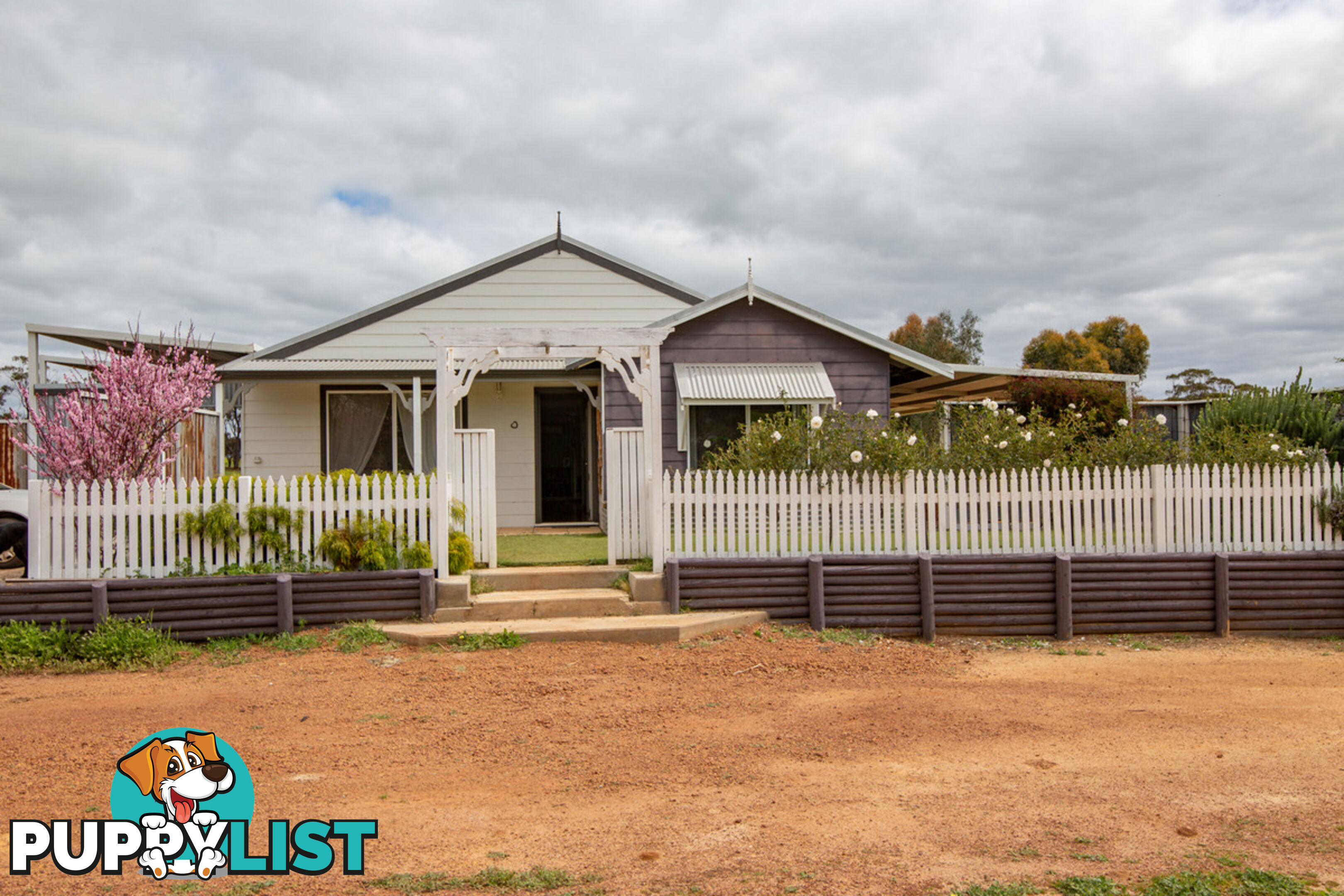 13 Walkey Close Bejoording WA 6566