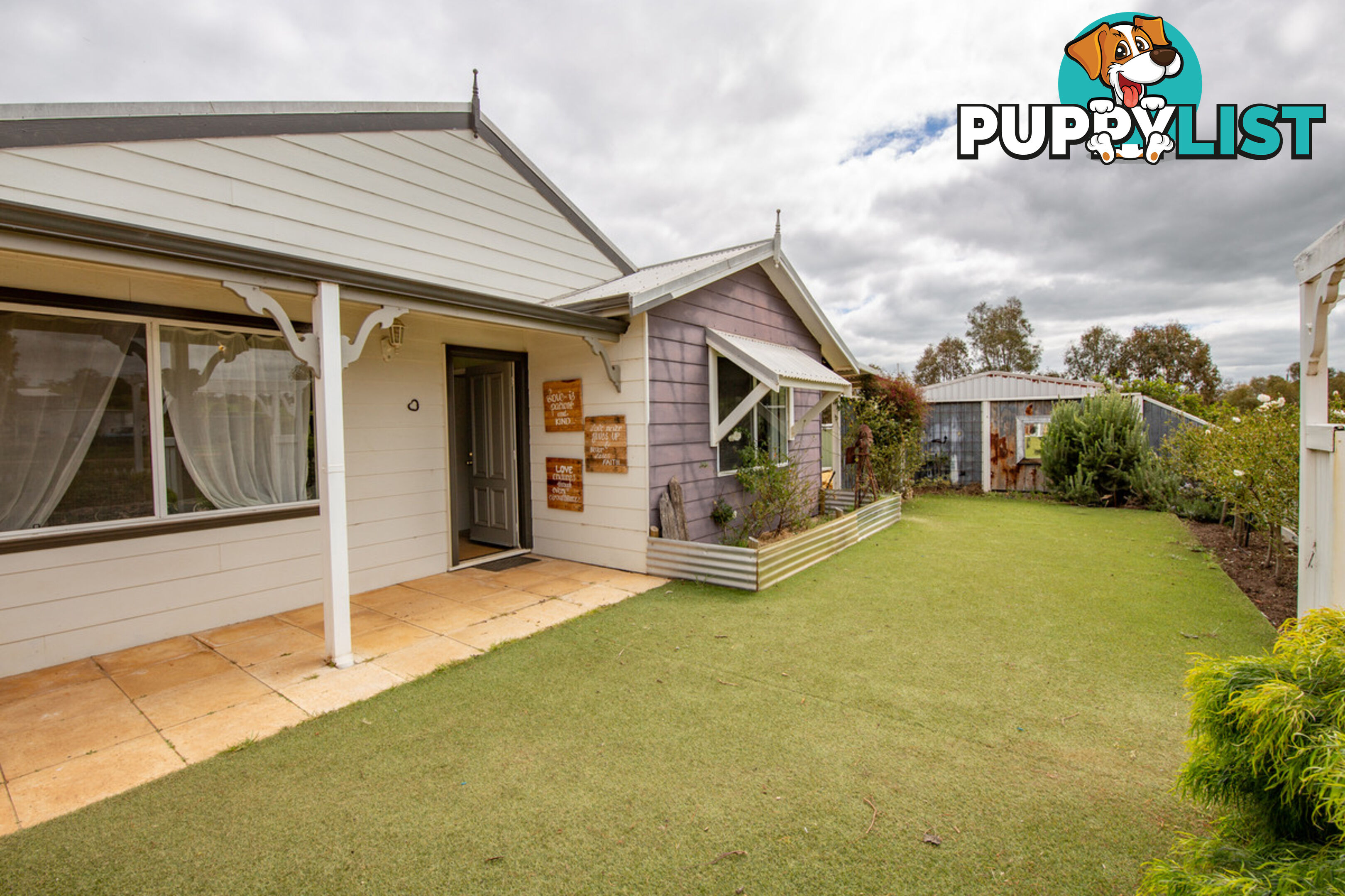 13 Walkey Close Bejoording WA 6566