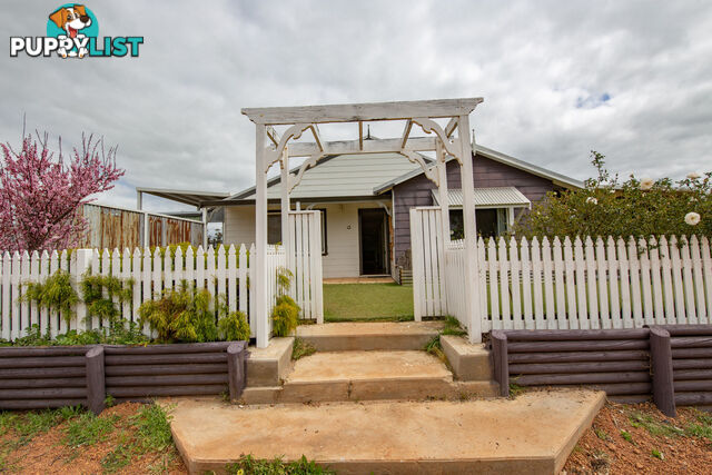 13 Walkey Close Bejoording WA 6566