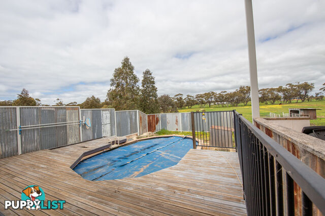 13 Walkey Close Bejoording WA 6566