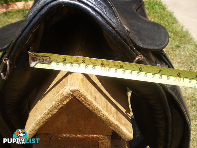 15" Black saddle