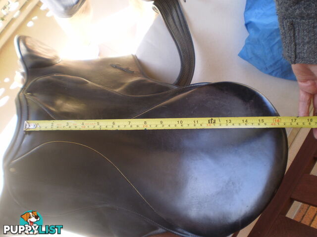 Stubben Saddle 16"