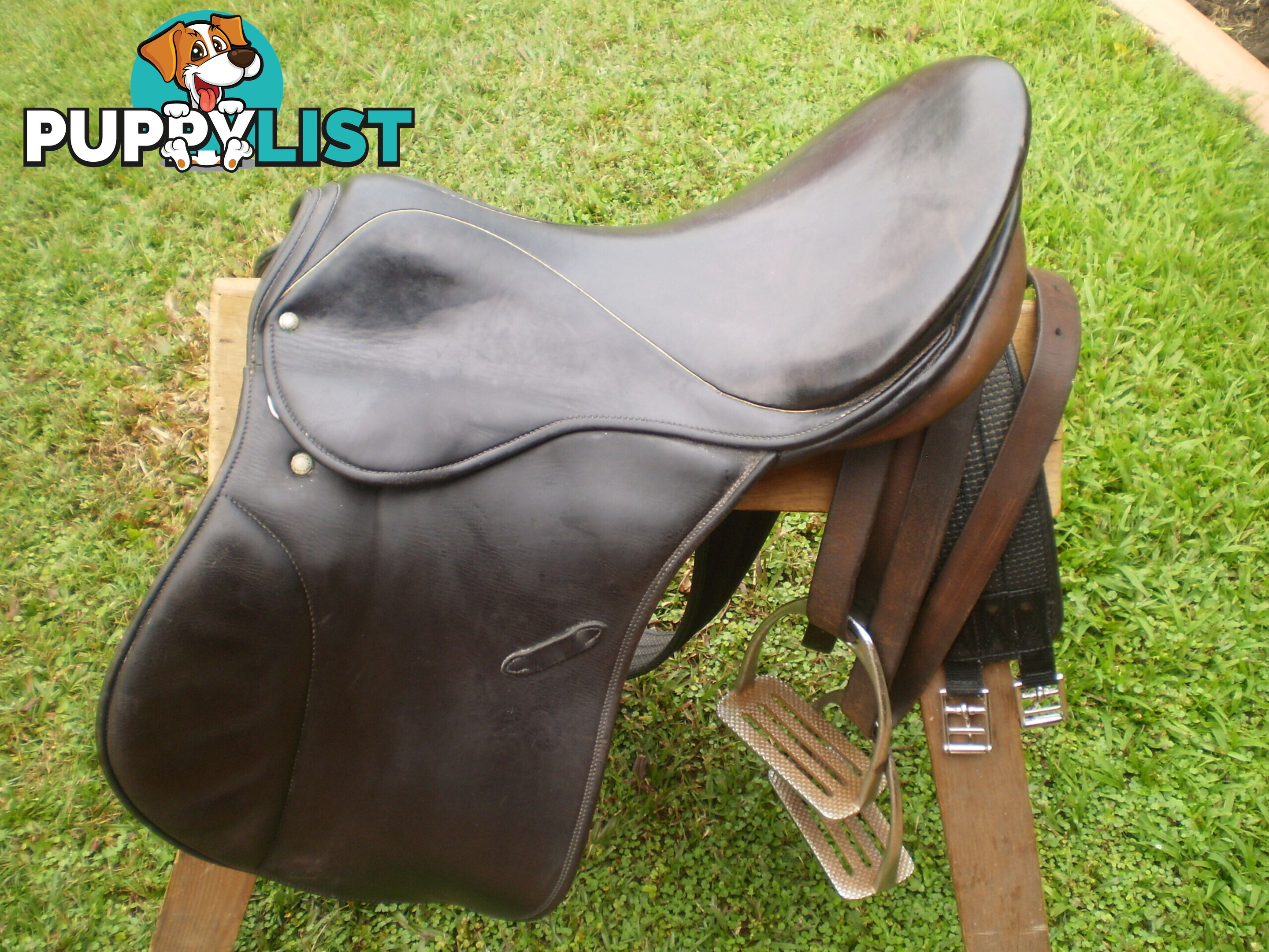 Stubben Saddle 16"