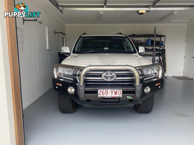 2018 Toyota Landcruiser Automatic