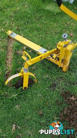 Walker mower edging attachment