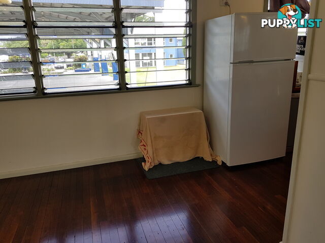 17 Reaney st BERSERKER QLD 4701