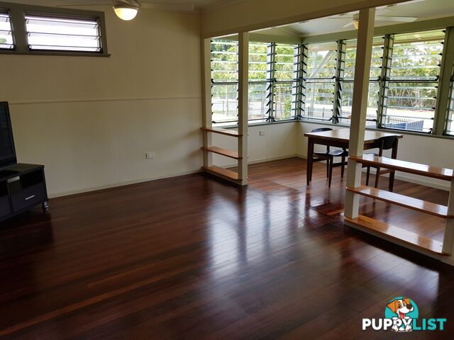 17 Reaney st BERSERKER QLD 4701