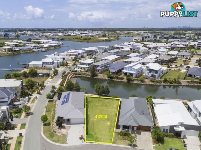 4 Spinnaker Way HOPE ISLAND QLD 4212