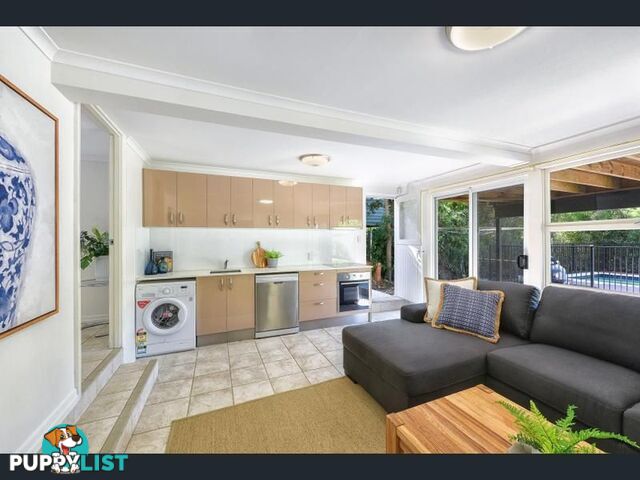 60 Meiers Rd Indooroopilly QLD 4068