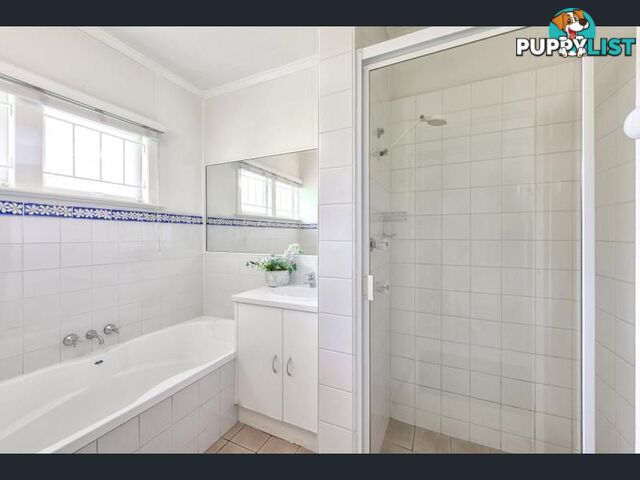 60 Meiers Rd Indooroopilly QLD 4068