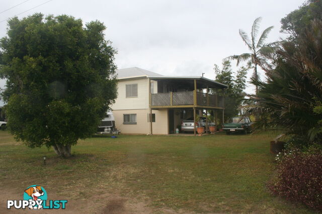 MOORE PARK BEACH QLD 4670