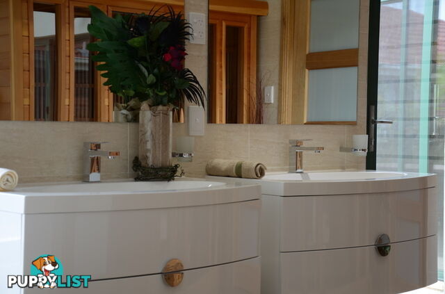 52 Britannia Pde HINDMARSH ISLAND SA 5214