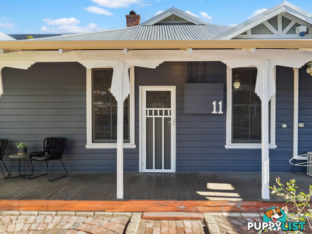 11 Roy Street MOUNT LAWLEY WA 6050
