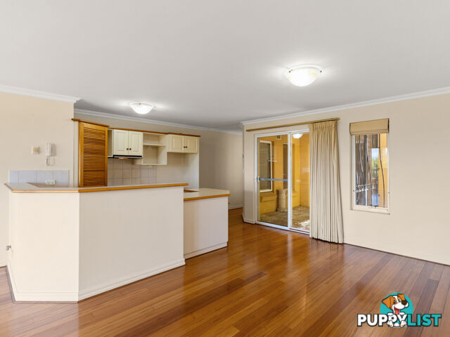 2/30 Waterloo Crescent EAST PERTH WA 6004