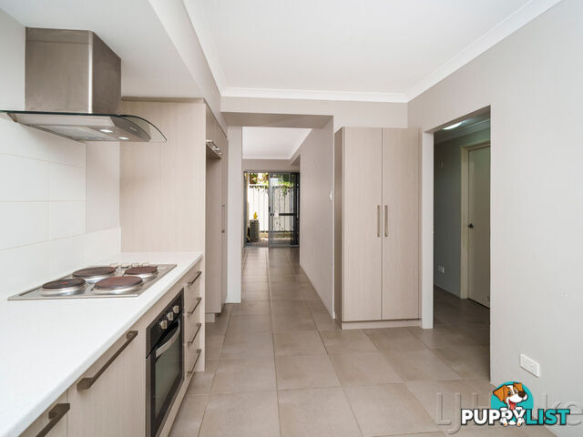 2/3 Packham Road HAMILTON HILL WA 6163
