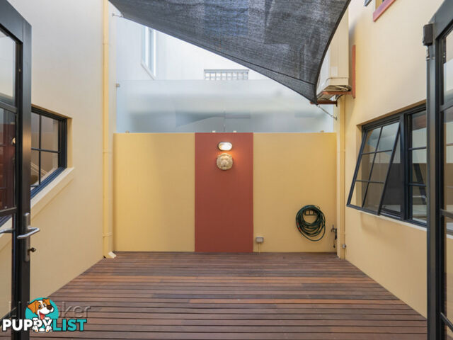 **.28 Henry Lawson Walk ** EAST PERTH WA 6004