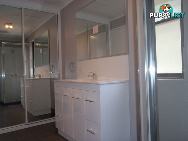 10/150 Coode Street COMO WA 6152