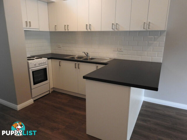 10/150 Coode Street COMO WA 6152