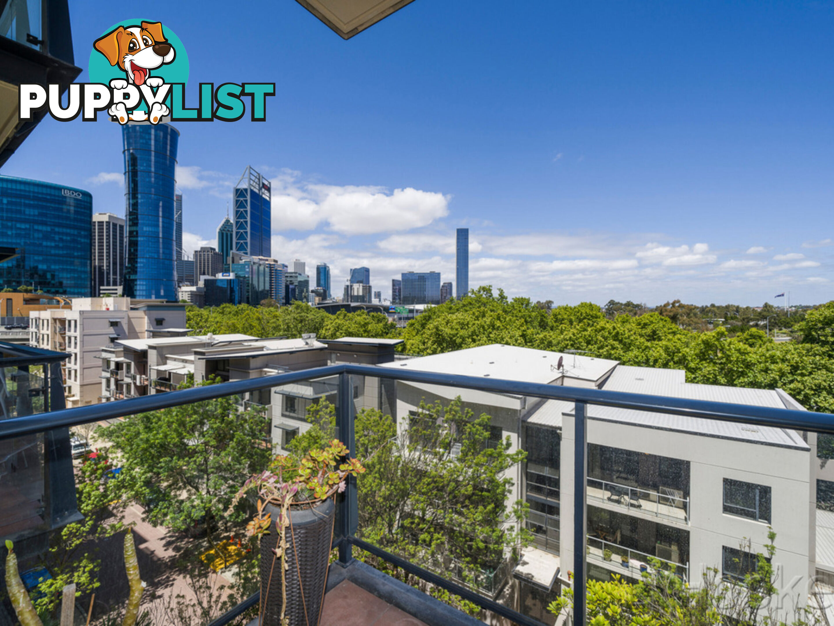 17/122 Mounts Bay Road PERTH WA 6000