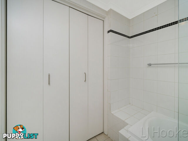 17/122 Mounts Bay Road PERTH WA 6000