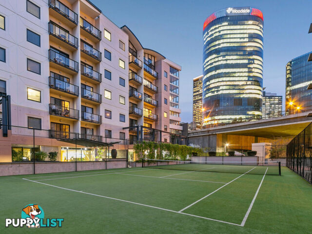 17/122 Mounts Bay Road PERTH WA 6000