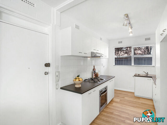 2/582 William Street MOUNT LAWLEY WA 6050