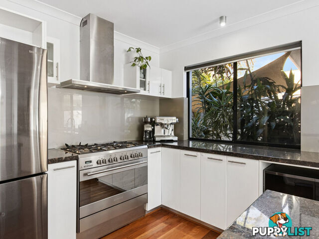 10 Mallorca Avenue HILLARYS WA 6025