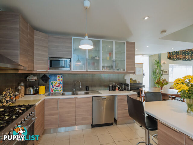 18 Tully Road EAST PERTH WA 6004