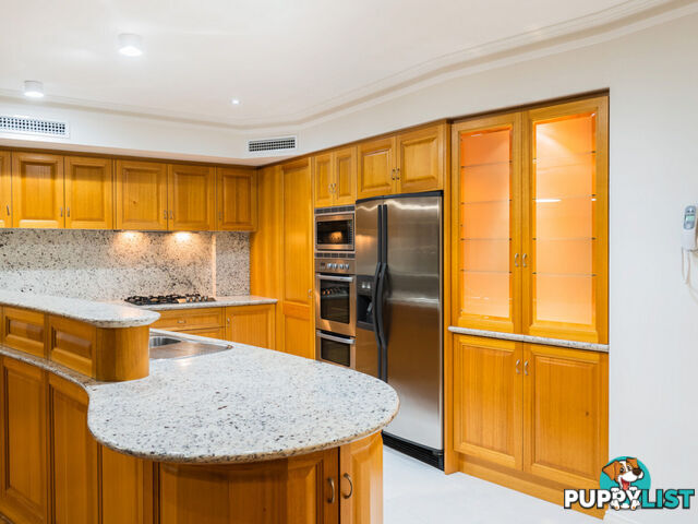 4 Vanguard Terrace EAST PERTH WA 6004