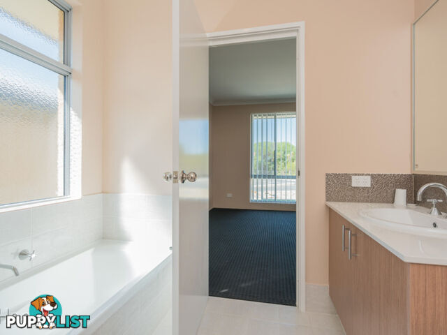 37 Miramar Way PIARA WATERS WA 6112