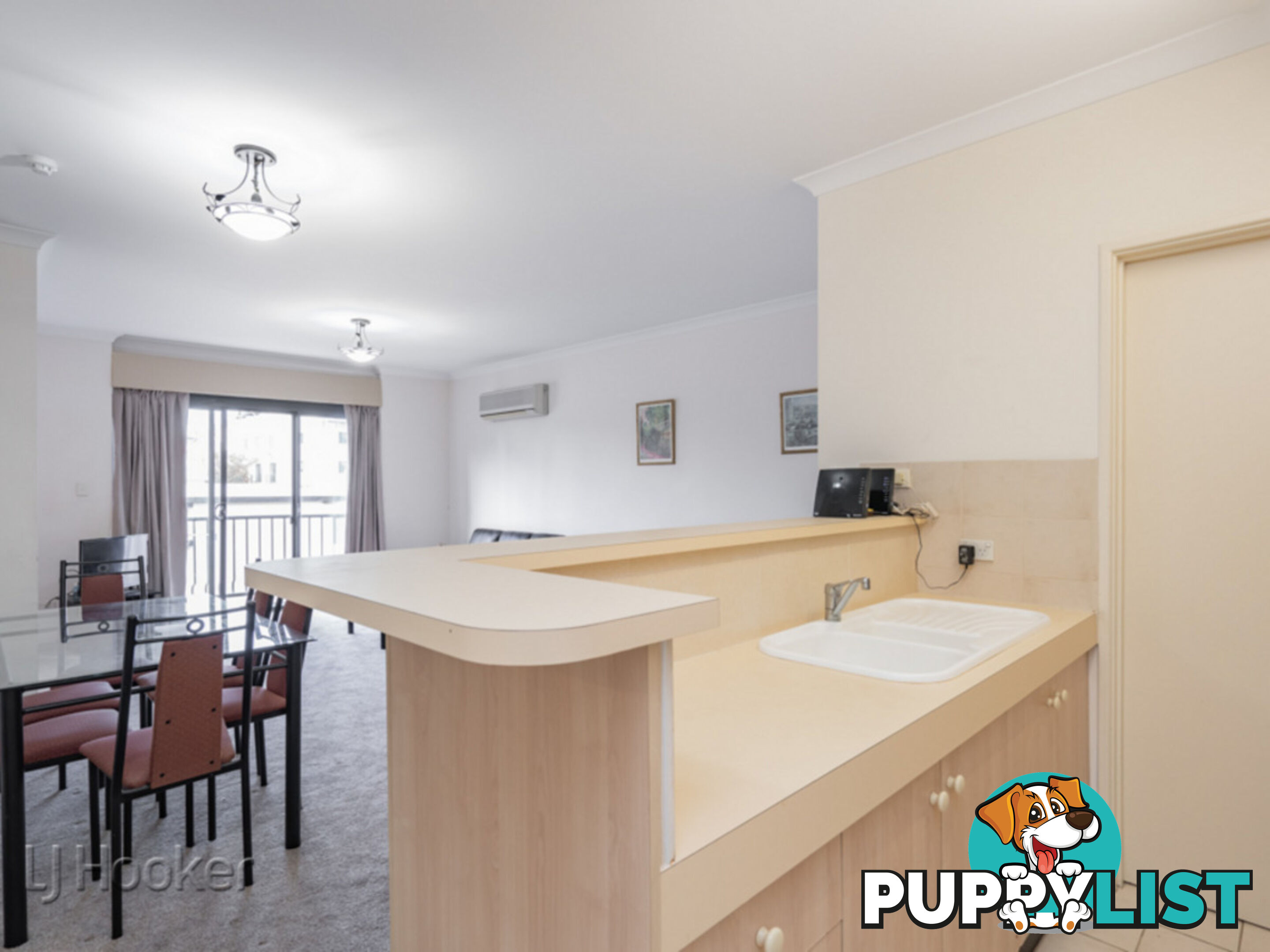 28/11 Regal Place EAST PERTH WA 6004