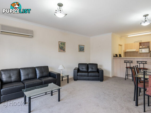 28/11 Regal Place EAST PERTH WA 6004