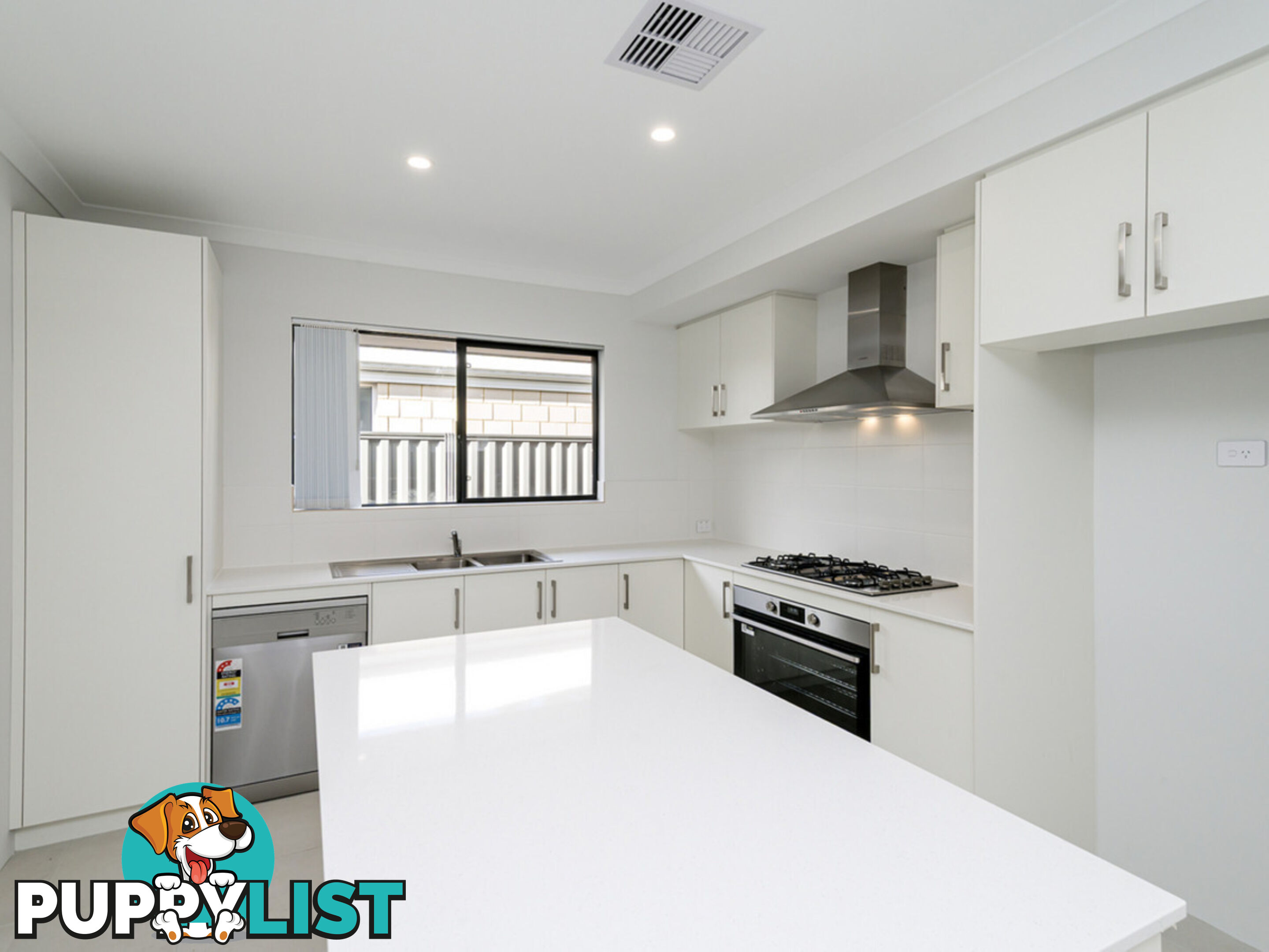 33 Woongan Street SOUTHERN RIVER WA 6110