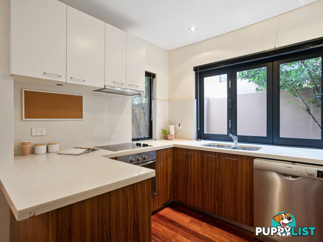 2/65-67 Raglan Road MOUNT LAWLEY WA 6050