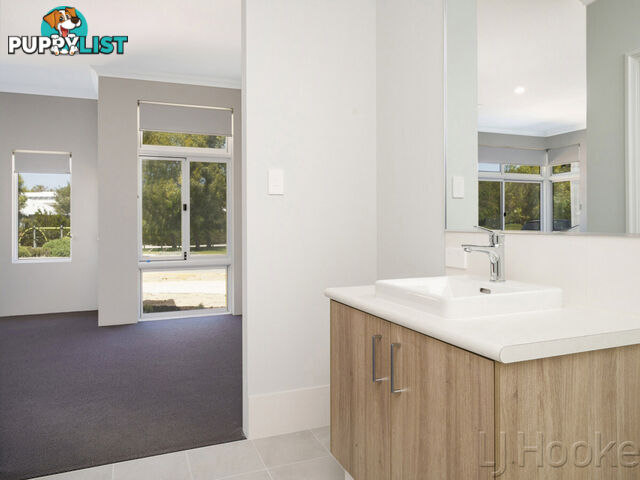13 Parkside Street YANCHEP WA 6035