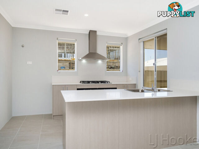 13 Parkside Street YANCHEP WA 6035