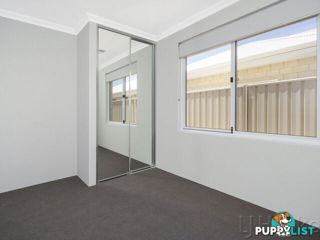 13 Parkside Street YANCHEP WA 6035