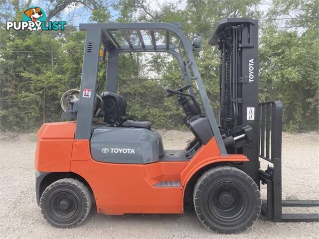 2011 Toyota Forklift for sale