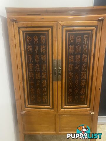 Genuine Chinese cabinet / armoire - Wooden