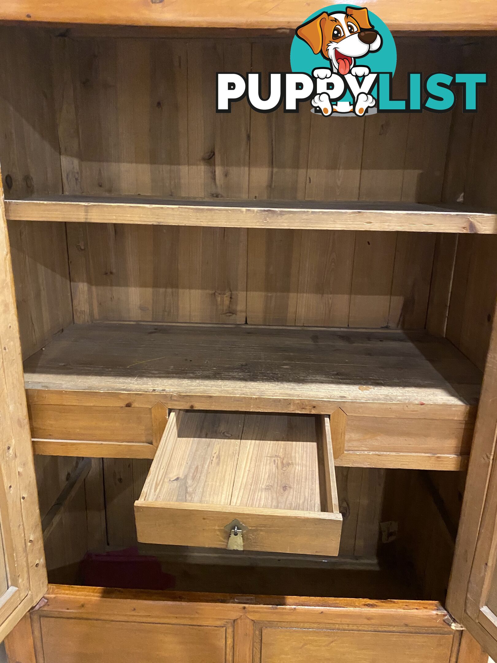 Genuine Chinese cabinet / armoire - Wooden