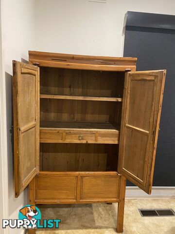 Genuine Chinese cabinet / armoire - Wooden