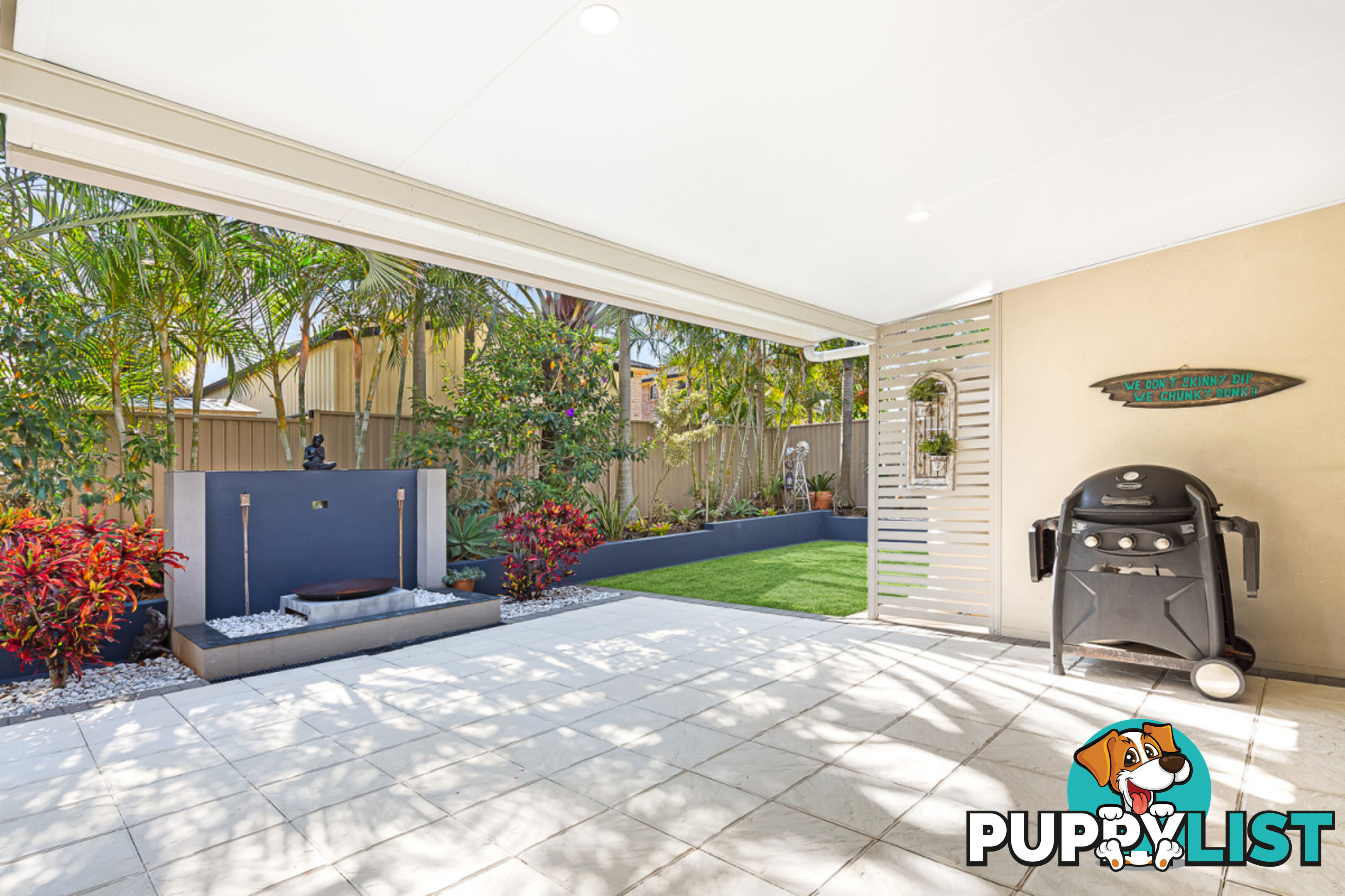 8 Bribie Close REDLAND BAY QLD 4165