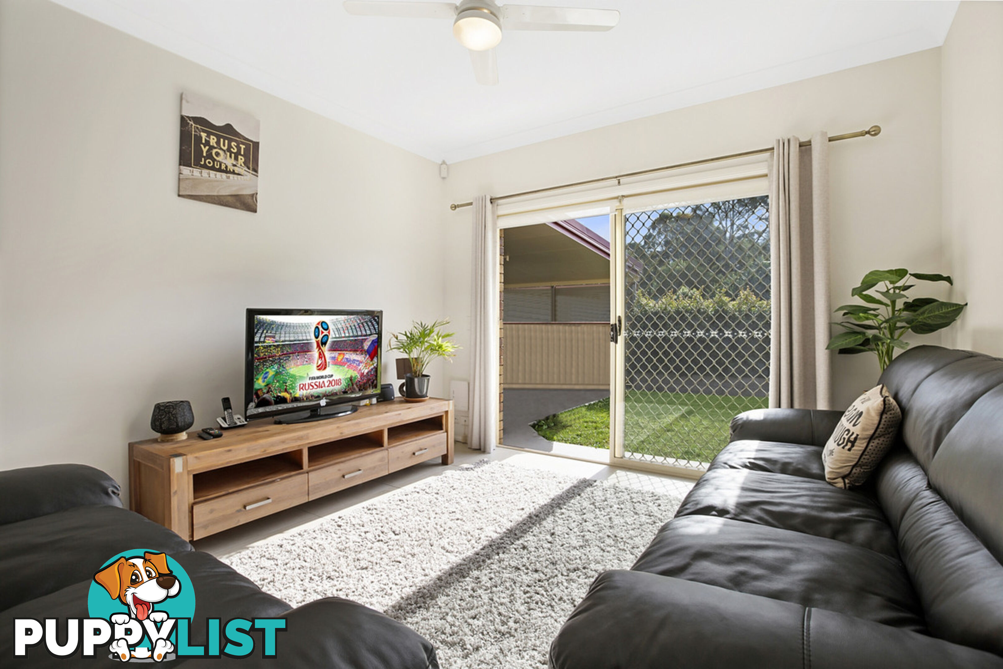 8 Karri Court VICTORIA POINT QLD 4165