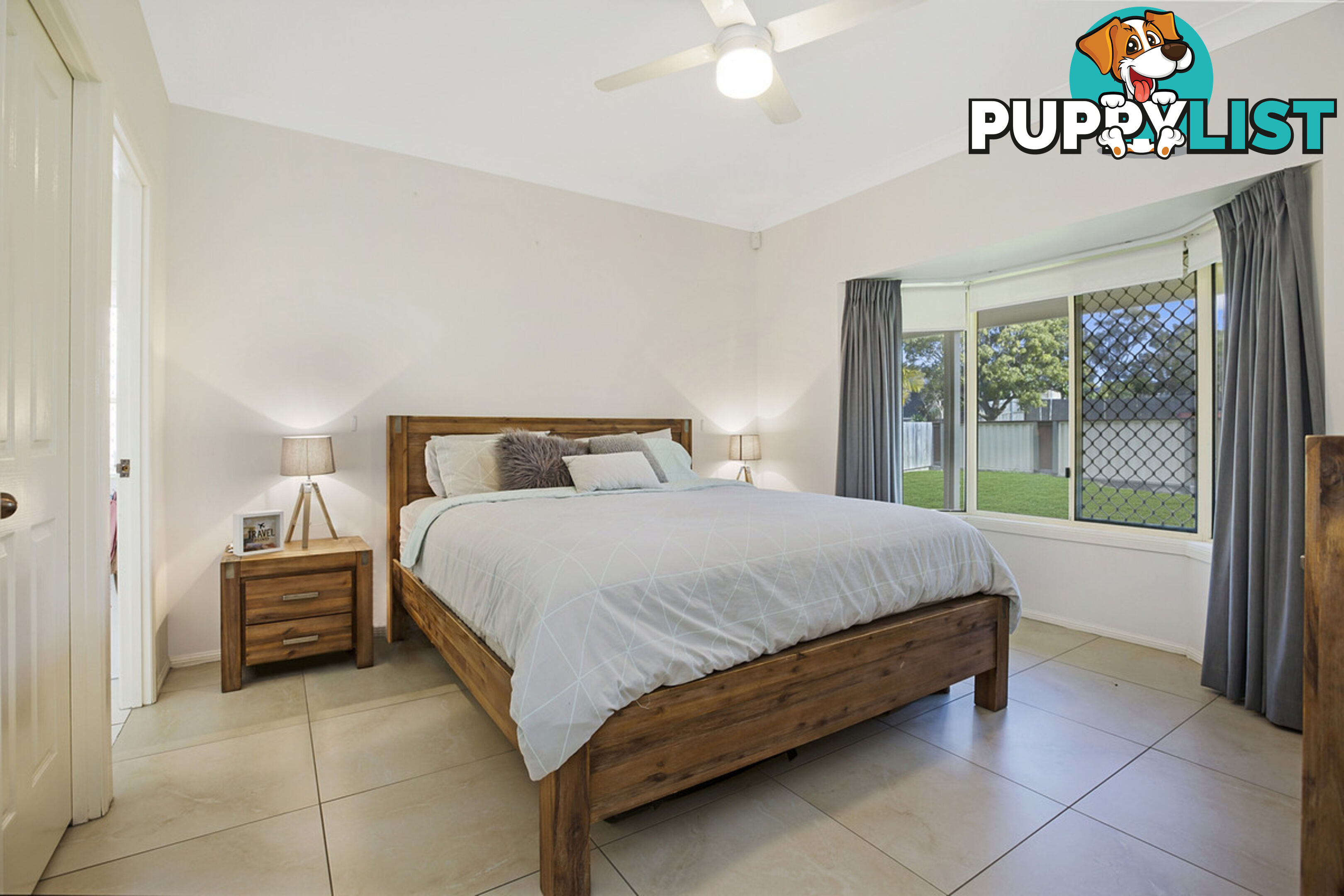 8 Karri Court VICTORIA POINT QLD 4165