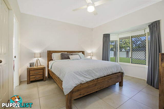 8 Karri Court VICTORIA POINT QLD 4165