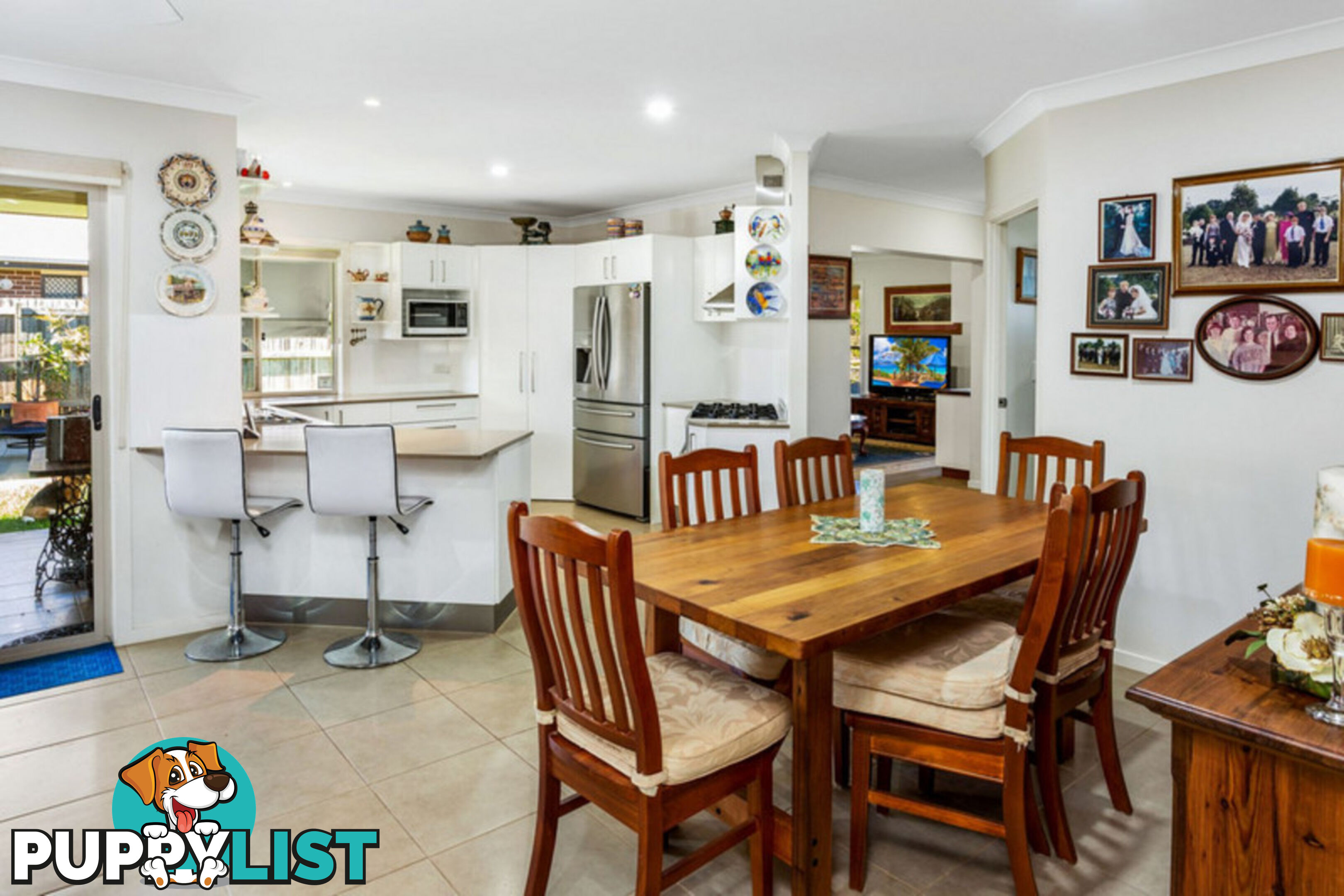 14 Daly Place REDLAND BAY QLD 4165