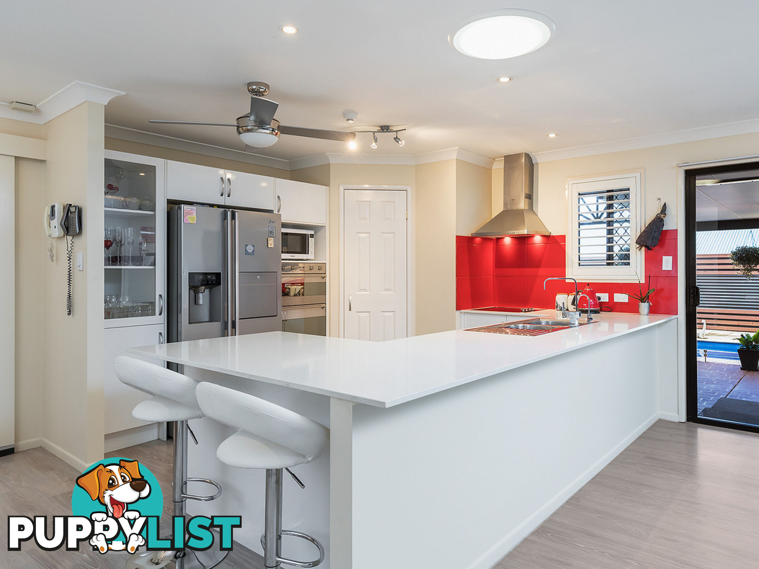 9 Brampton Close REDLAND BAY QLD 4165